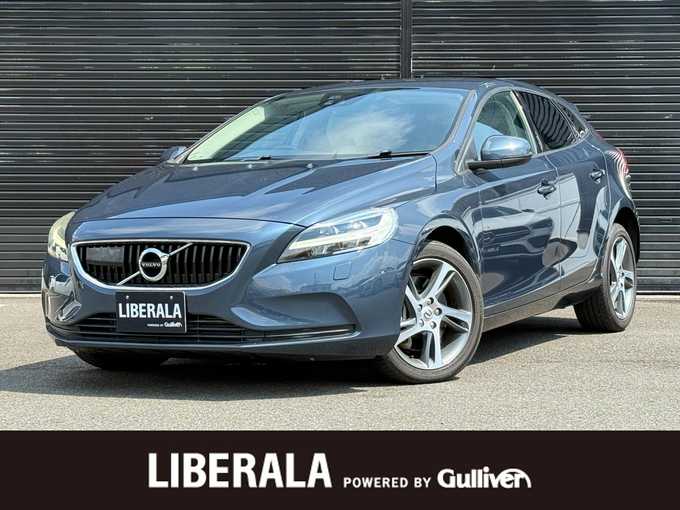 新着情報“Ｖ４０T3 モメンタム”2018年式紺入荷しました！