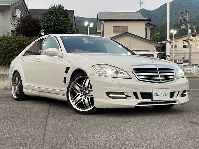 新着情報“ＳクラスS350”2008年式白入荷しました！