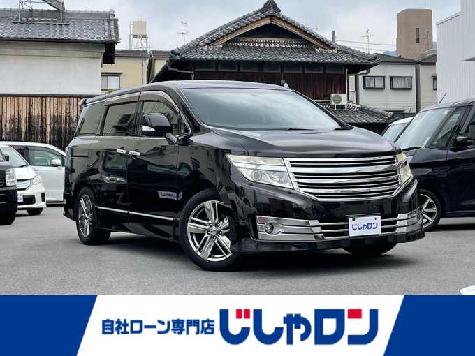 新着情報“エルグランドライダー 黒本革シート マニュアルシート”2011年式ファントムブラック入荷しました！
