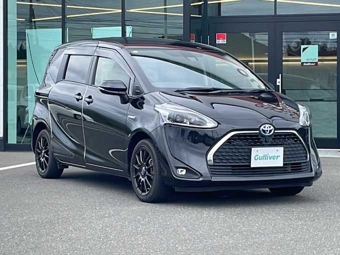 新着情報“シエンタハイブリッドG クエロ”2019年式ブラックマイカ入荷しました！