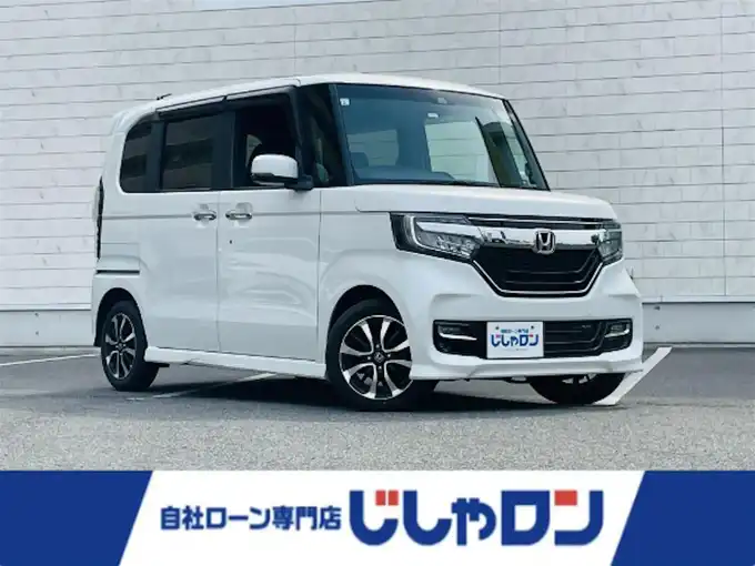 新着情報“Ｎ－ＢＯＸカスタムG・Lホンダセンシング”2019年式プラチナホワイトパール入荷しました！