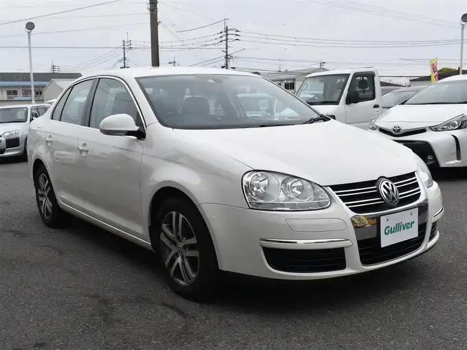 新着情報“ジェッタジェッタ2．0”2006年式白入荷しました！