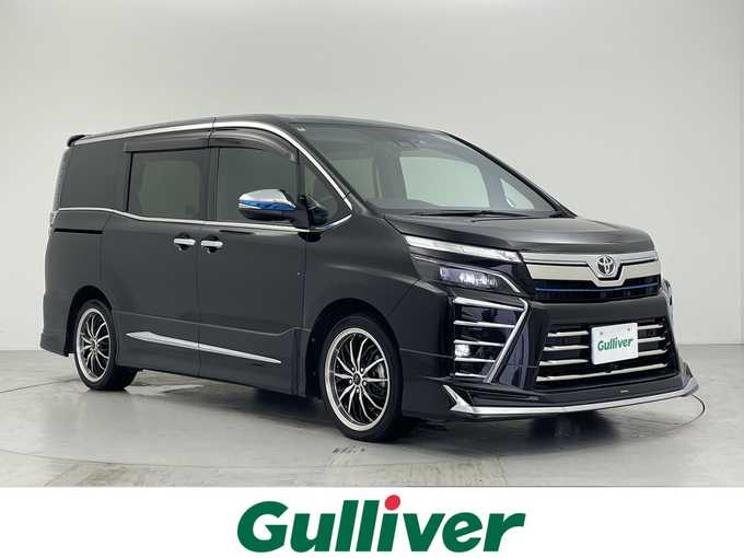 新着情報“ヴォクシーZS 煌Ⅱ”2020年式ブラック入荷しました！