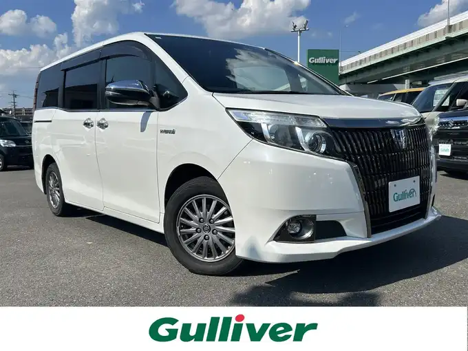 新着情報“エスクァイアハイブリッドGi ブラックテーラード”2016年式ホワイトパールクリスタルシャイン入荷しました！