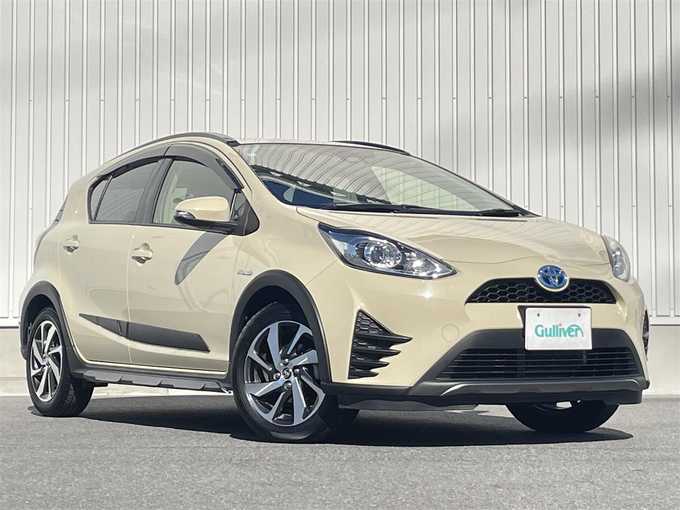 新着情報“アクアクロスオーバー”2017年式ベージュ入荷しました！