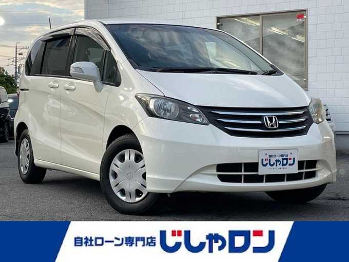 新着情報“フリードG ジャストセレクション”2011年式プレミアムホワイトパール入荷しました！