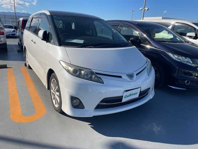 新着情報“エスティマ2．4アエラス Gエディション”2011年式ホワイトパールクリスタルシャイン入荷しました！