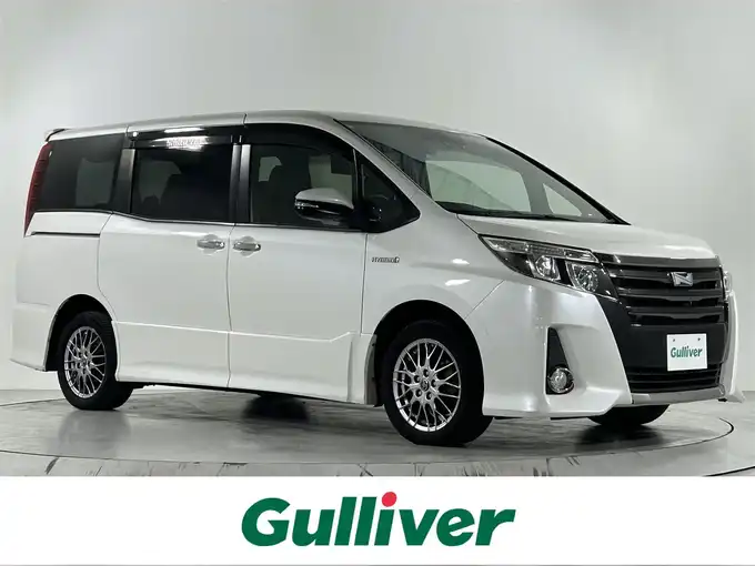 新着情報“ノアハイブリッドSi ダブルバイビー”2017年式ホワイトパールクリスタルシャイン入荷しました！