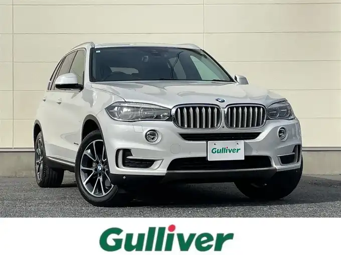 新着情報“Ｘ５xDrive 35d xライン”2017年式ミネラルホワイト入荷しました！