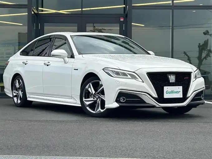 新着情報“クラウンハイブリッドRSアドバンス”2019年式ホワイトパールクリスタルシャイン入荷しました！