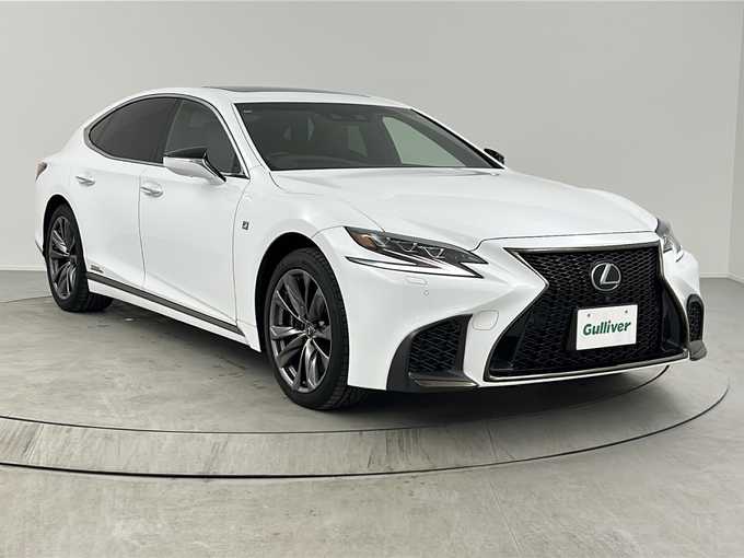 新着情報“ＬＳLS500h Fスポーツ”2018年式ホワイトノーヴァガラスフレーク入荷しました！