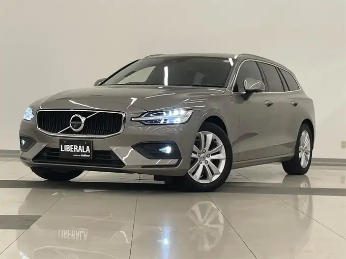 新着情報“Ｖ６０B4 モメンタム”2021年式ぺブルグレー入荷しました！