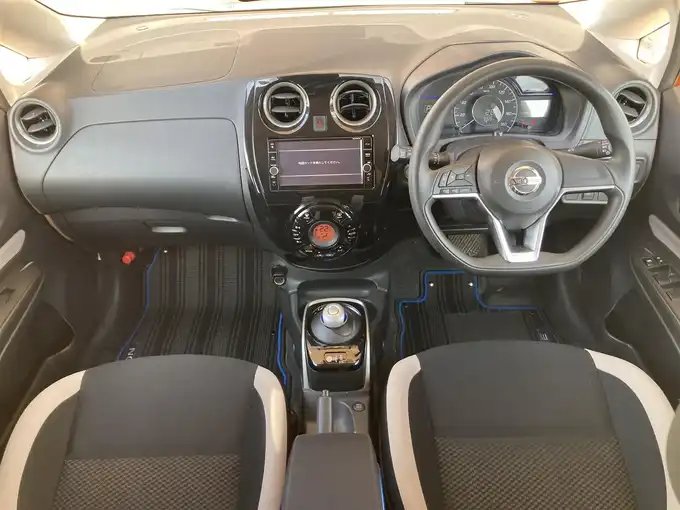 車両画像03