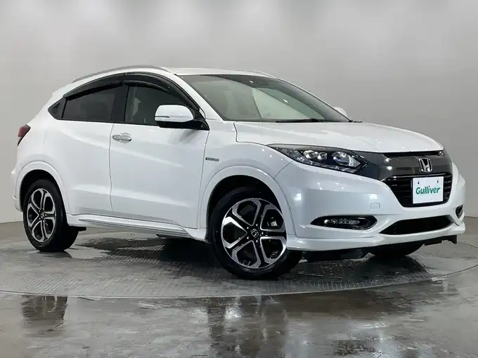 新着情報“ヴェゼルハイブリッドZ・ホンダセンシング”2017年式ホワイトオーキッドパール入荷しました！