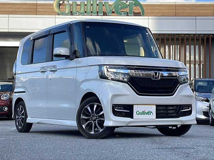 新着情報“Ｎ－ＢＯＸカスタムG・Lホンダセンシング”2018年式プラチナホワイトパール入荷しました！