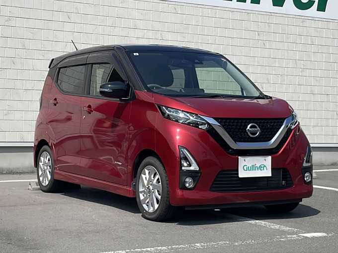 新着情報“デイズハイウェイスター X プロパイロットエディション”2019年式スパークリングレッド/ブラック入荷しました！