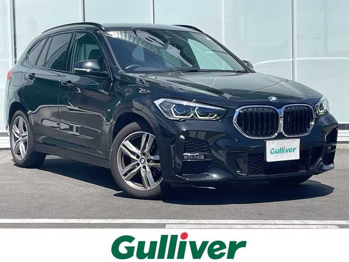 新着情報“Ｘ１xDrive 18d Mスポーツ”2020年式サファイアブラックP入荷しました！