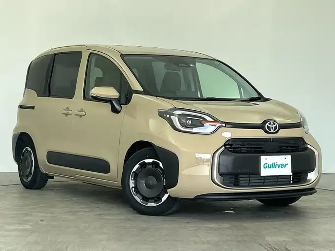 新着情報“シエンタハイブリッドZ”2022年式ベージュ入荷しました！