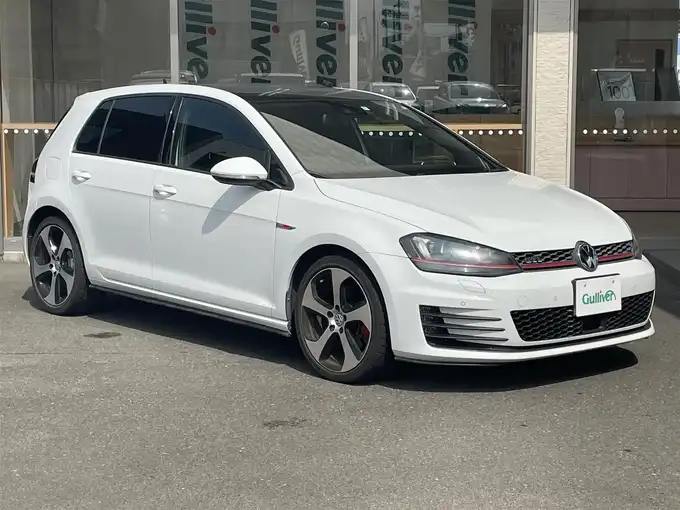 新着情報“ゴルフ ＧＴＩ”2014年式ピュアホワイト入荷しました！