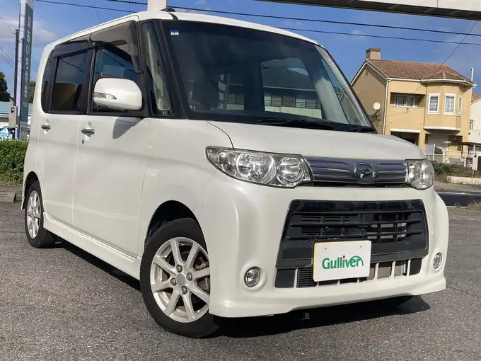 新着情報“タントカスタムXスペシャル”2013年式パールホワイトⅢ入荷しました！