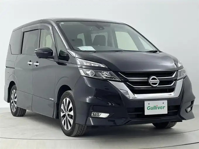 新着情報“セレナハイウェイスター VセレクションⅡ”2018年式ダイヤモンドブラック入荷しました！