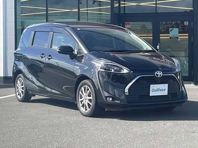 新着情報“シエンタハイブリッドG クエロ”2019年式ブラックマイカ入荷しました！