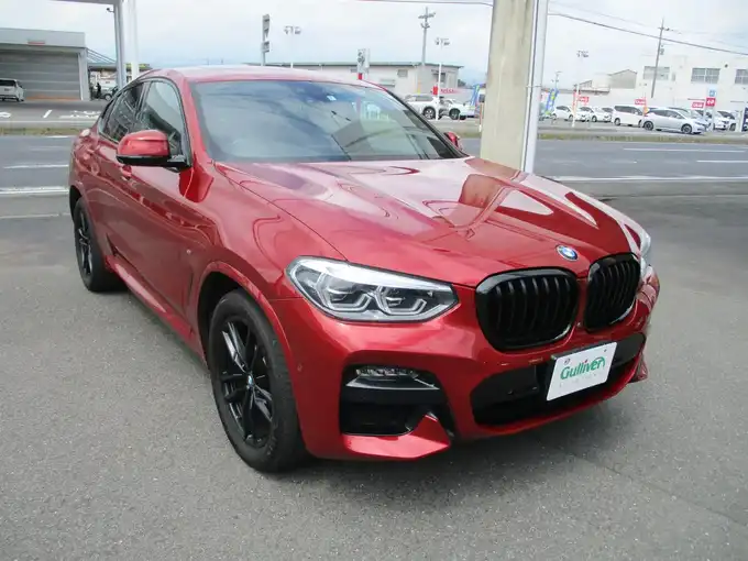 新着情報“Ｘ４xDrive 20d Mスポーツ”2020年式ワイン入荷しました！