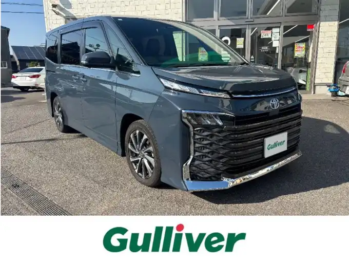 新着情報“ヴォクシーハイブリッドS－Z”2023年式マッシブグレー入荷しました！