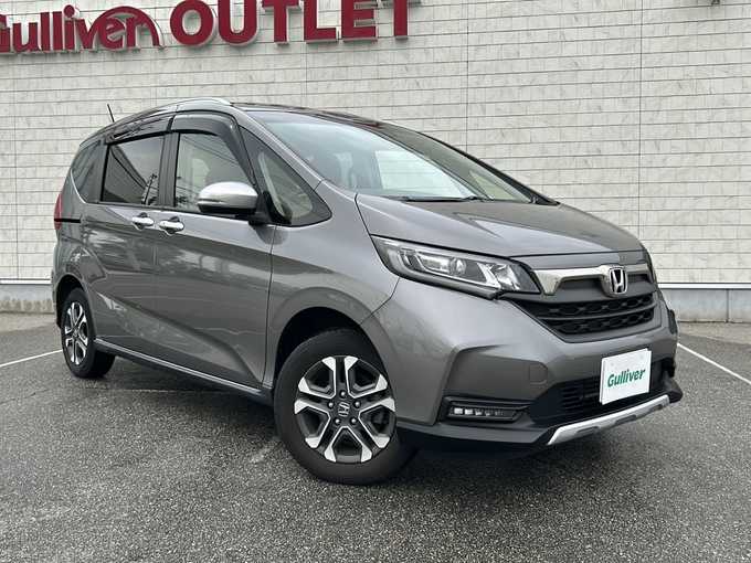 新着情報“フリードクロスター・ホンダセンシング”2020年式スーパープラチナグレーメタリック入荷しました！