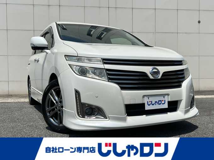 新着情報“エルグランド350ハイウェイスターアーバンクロム”2012年式ブリリアントホワイトパール入荷しました！