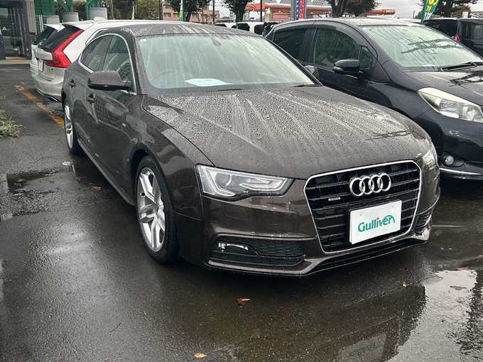 新着情報“Ａ５SB 2．0 TFSI クワトロ”2013年式ティークブラウンメタリック入荷しました！