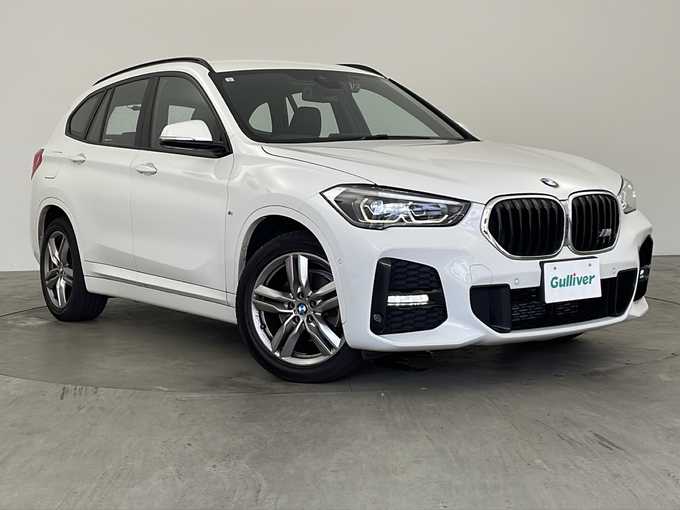 新着情報“Ｘ１sDrive 18i Mスポーツ”2021年式白入荷しました！