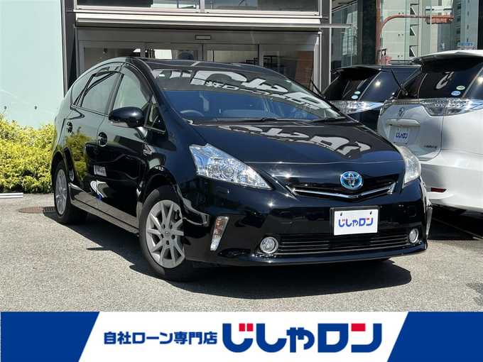 新着情報“プリウスαS”2013年式ブラック入荷しました！