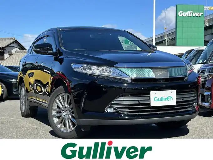 新着情報“ハリアープレミアム”2017年式ブラック入荷しました！