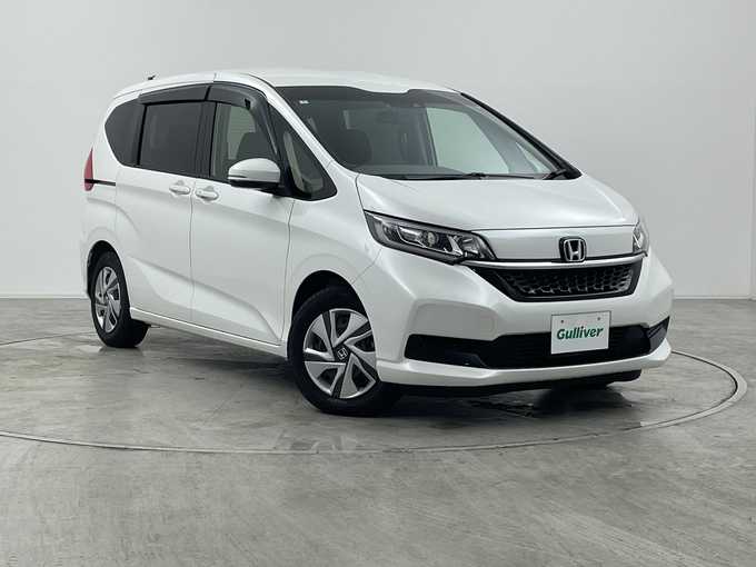 新着情報“フリードハイブリッドハイブリッド・G”2024年式プラチナホワイトパール入荷しました！