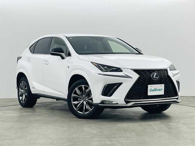 新着情報“ＮＸNX300h Fスポーツ”2020年式ホワイトノーヴァガラスフレーク入荷しました！