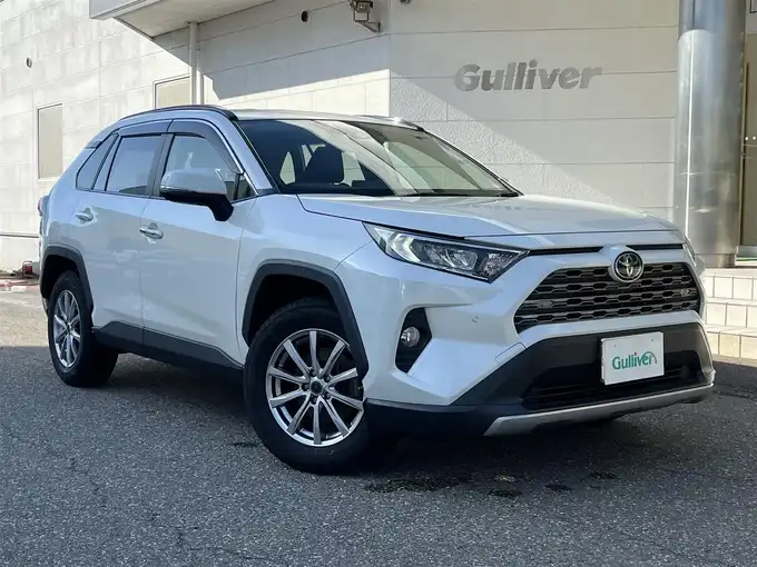 新着情報“ＲＡＶ４G Zパッケージ”2020年式ホワイトパールクリスタルシャイン入荷しました！