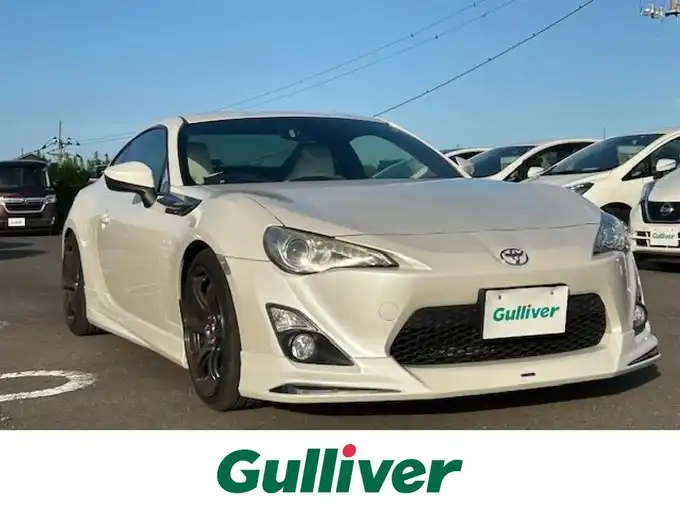 新着情報“８６GTリミテッド”2013年式サテンホワイトパール入荷しました！