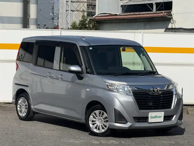 新着情報“ルーミーX”2017年式ブライトシルバーM入荷しました！