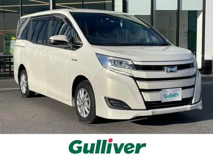 新着情報“ノアハイブリッドX”2017年式ラグジュアリーホワイトパールクリスタルシャインガラスフレーク入荷しました！