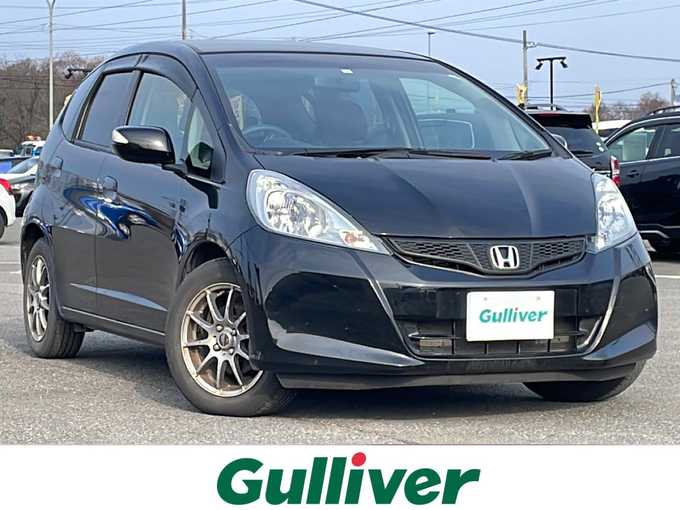 新着情報“フィット13G・スマートセレクション ファインスタイル”2013年式クリスタルブラックパール入荷しました！