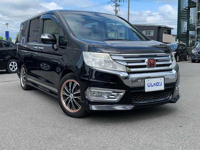新着情報“ステップワゴンスパーダS”2014年式プレミアムスパークルブラックパール入荷しました！