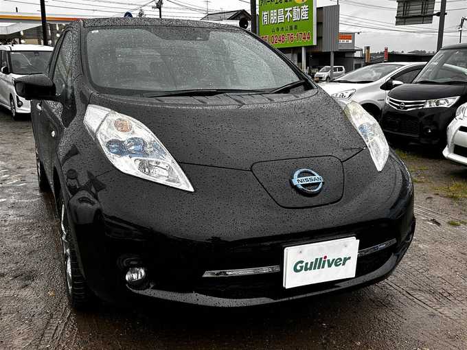 新着情報“リーフG サンクスエディション（30kwh）”2017年式スーパーブラック入荷しました！