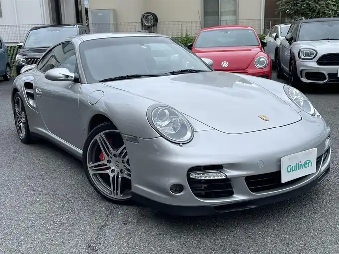 新着情報“９１１ターボ”2006年式シルバー入荷しました！