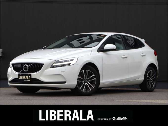 新着情報“Ｖ４０D4 キネティック”2018年式アイスホワイト入荷しました！