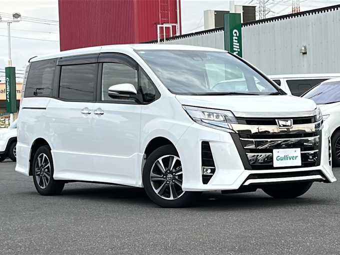 新着情報“ノアSi ダブルバイビーⅡ”2020年式ホワイトパールクリスタルシャイン入荷しました！