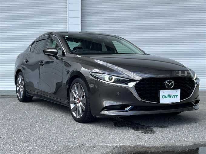 新着情報“ＭＡＺＤＡ３セダンXD Lパッケージ”2019年式チタニウムフラッシュマイカ入荷しました！