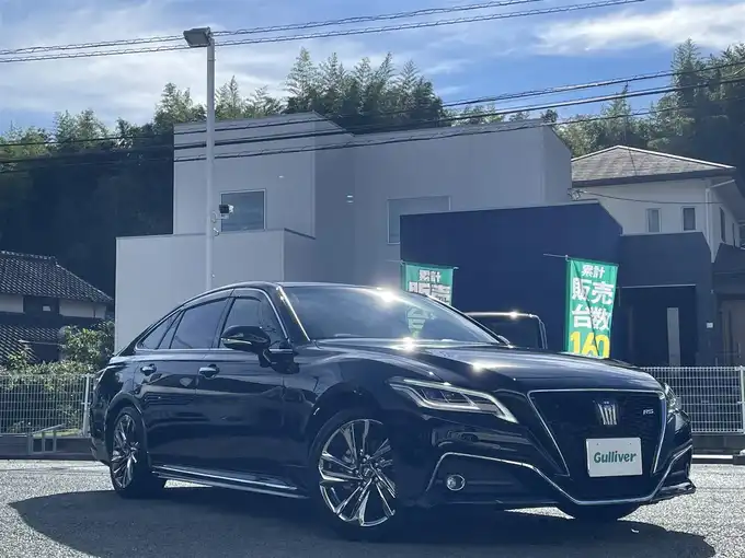 新着情報“クラウンRS アドバンス”2020年式ブラック入荷しました！