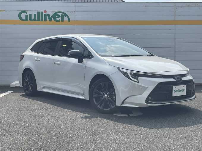 新着情報“カローラツーリングハイブリッド ダブルバイビー”2024年式プラチナホワイトパールマイカ入荷しました！