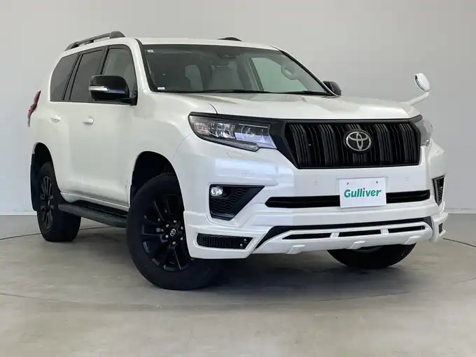 新着情報“ランドクルーザープラドTX Lパッケージ マットブラックエディション”2023年式ホワイトパールクリスタルシャイン入荷しました！